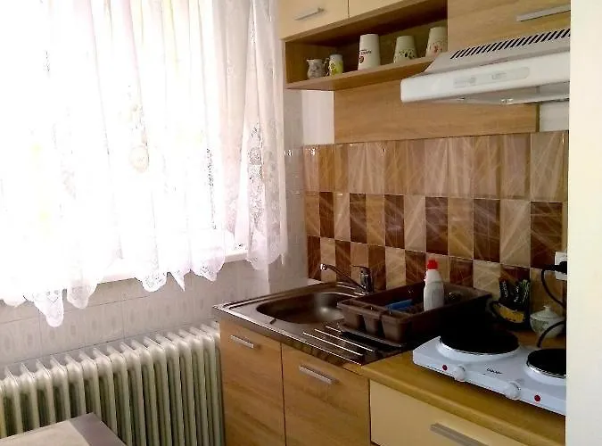 شقة Sandrea I سوبوتيتْسا